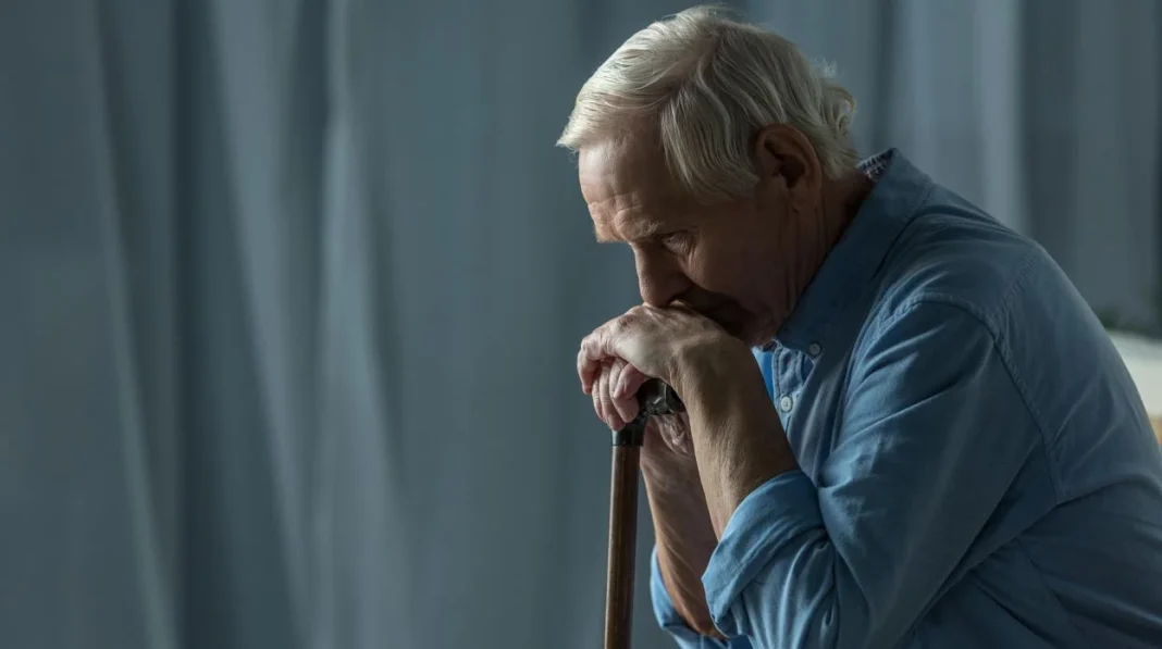 soledad personas mayores-kHmH--1248x698@abc