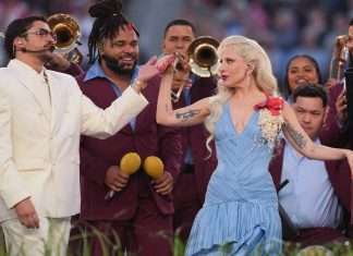 El mundo a los pies de Bad Bunny: Crónica del show de medio tiempo que cambió la historia del Super Bowl LX