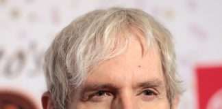 26 de Febrero: El Nacimiento de Dos Leyendas, Michael Bolton y Johnny Cash