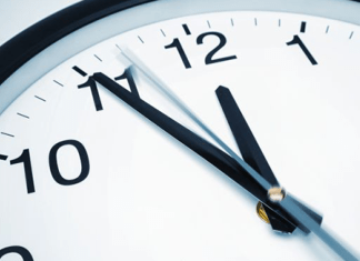 Cambio de hora en Chile 2026: ¿Cuándo empieza el horario de invierno, se atrasa o se adelanta?