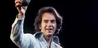 Especial de Neil Diamond en «Grandes de la Música»: Domingo 31 de Mayo 2026 por Club Retro Hits Neil Diamond
