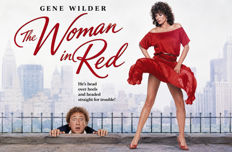 La historia de La chica de rojo: la comedia que convirtió un vestido en un ícono del cine